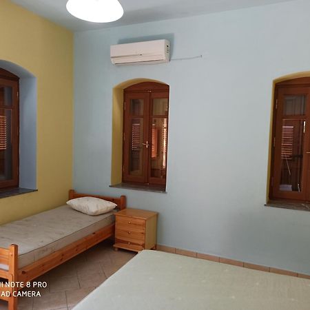 Giannis Apartments By Climbing House Panormos  ภายนอก รูปภาพ